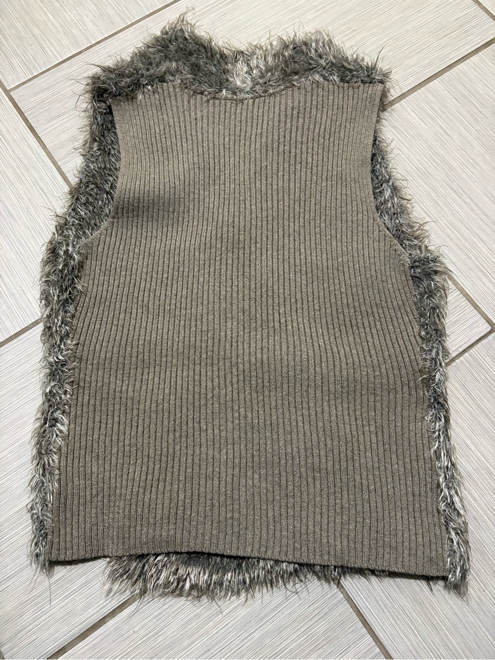 CAbi Gray Faux Fur Vest - Picture 8 of 8